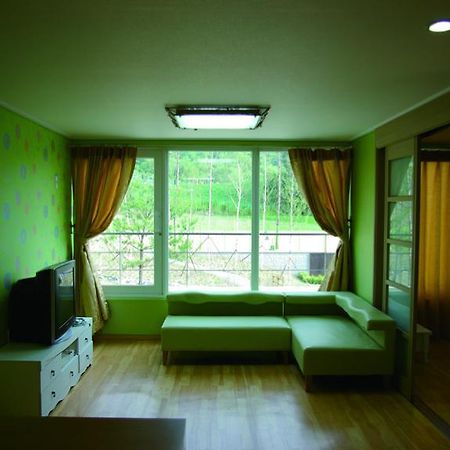 Xanadu Pension Hoengseong Экстерьер фото